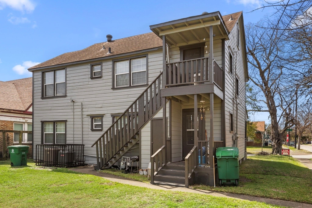 1501 Godwin Street - Photo 18
