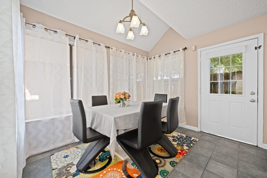 8629 Kinghaven Street - Photo 15