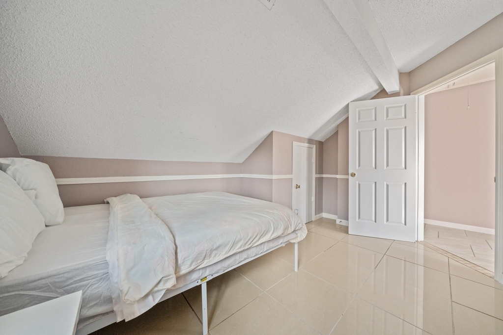 8629 Kinghaven Street - Photo 31