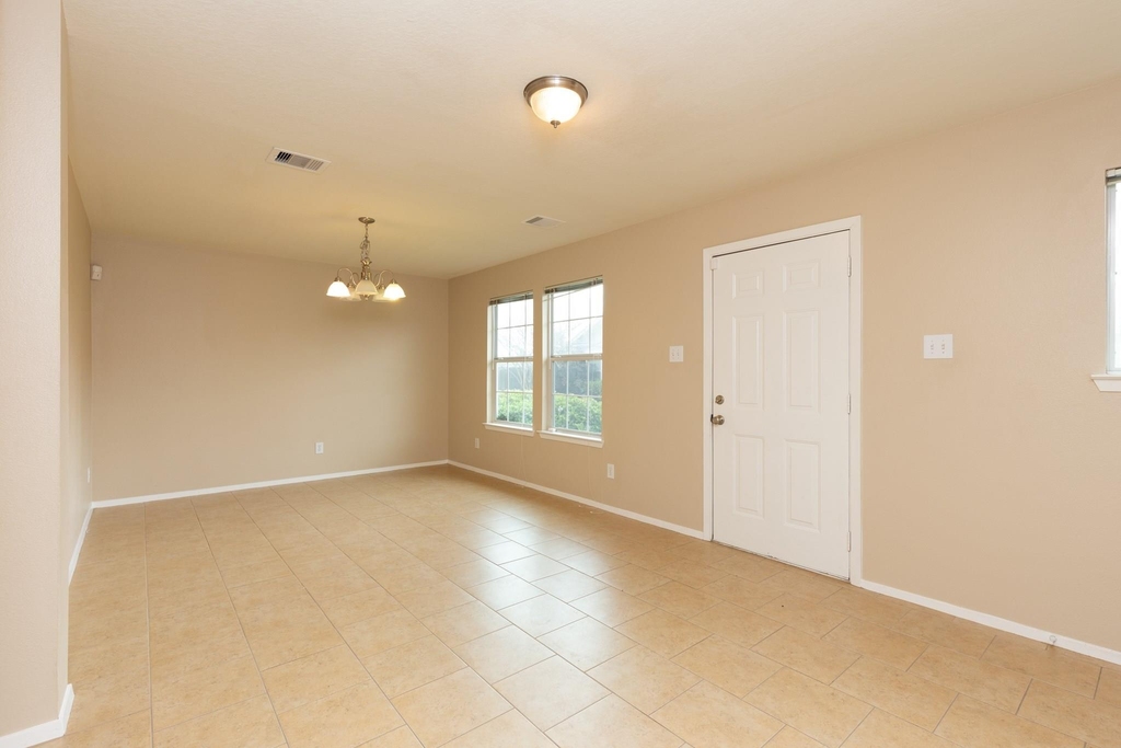 21074 Aldens Oak - Photo 2