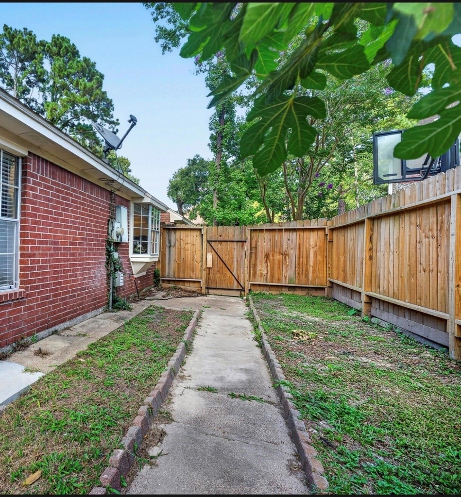 4415 Echo Falls Drive - Photo 23