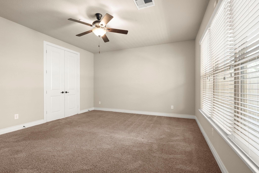 9026 Centennial Drive - Photo 13