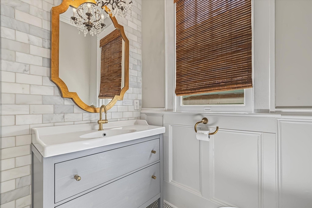 617 18th Street - Photo 25