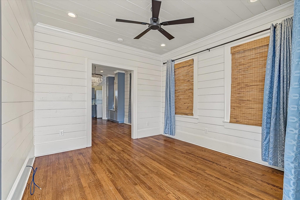617 18th Street - Photo 9