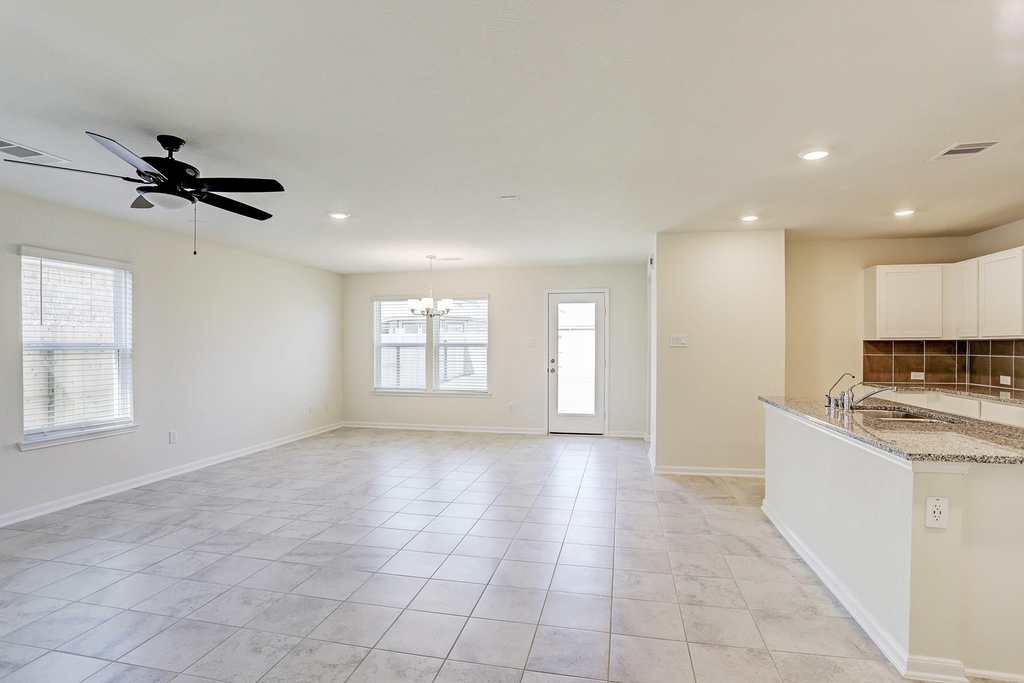 28410 Bobcat Bayou Drive - Photo 2