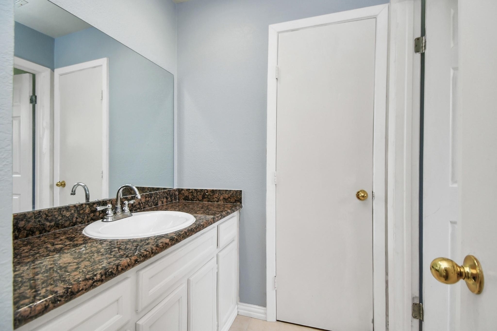 11730 Zarroll Drive - Photo 31