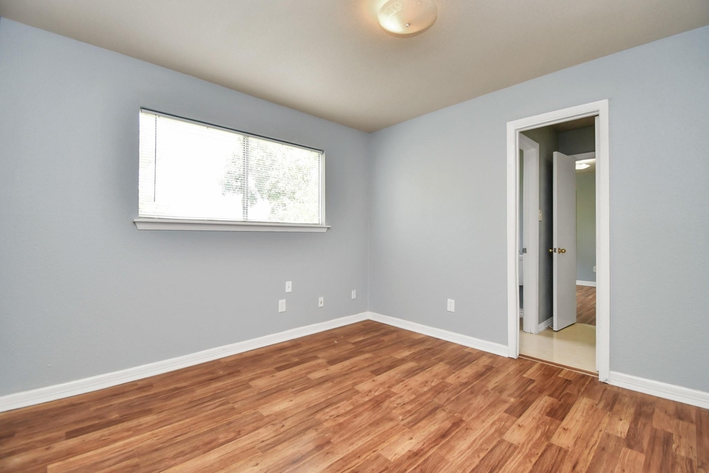 11730 Zarroll Drive - Photo 33