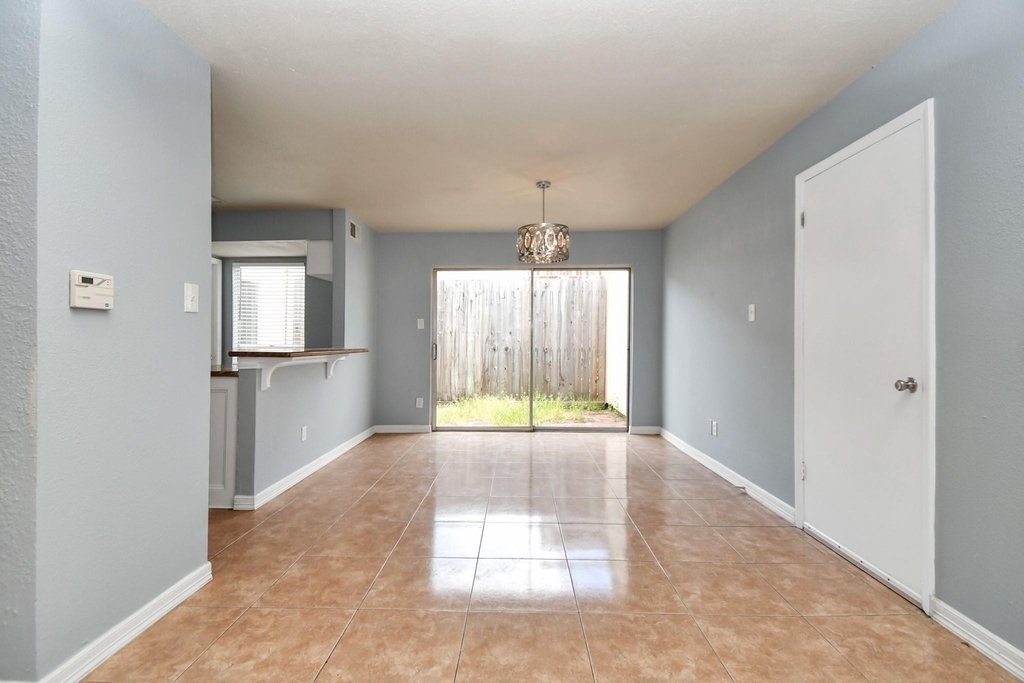 11730 Zarroll Drive - Photo 7