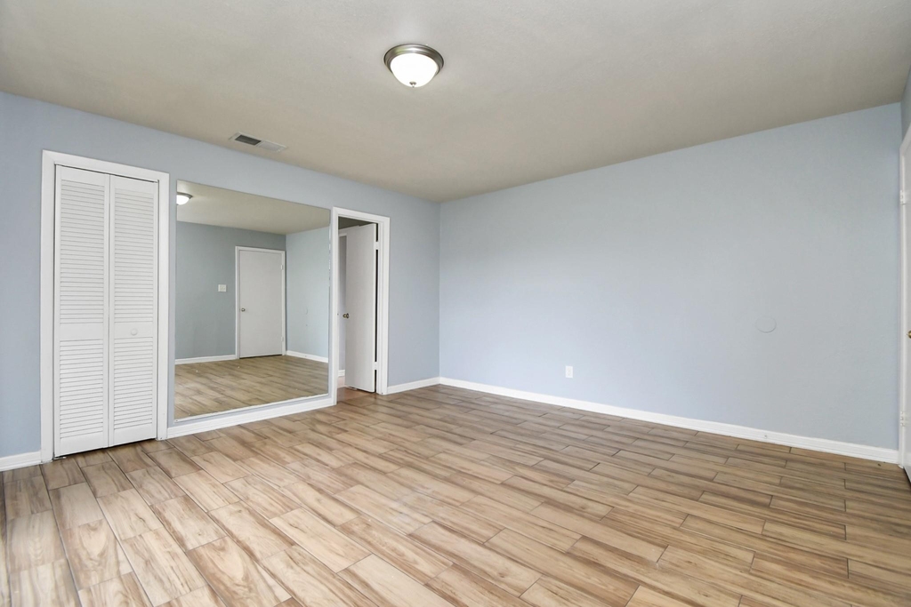 11730 Zarroll Drive - Photo 20