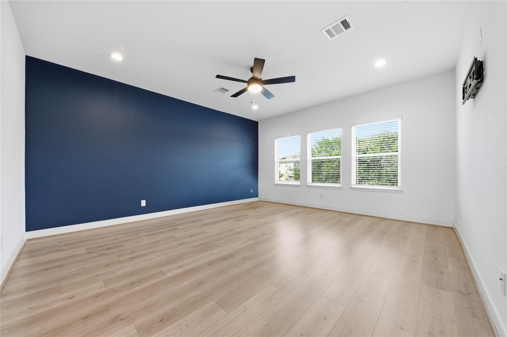 8903 Grovner Place - Photo 12