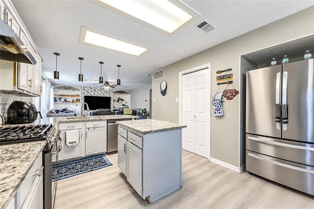 16831 Basewood Court - Photo 7