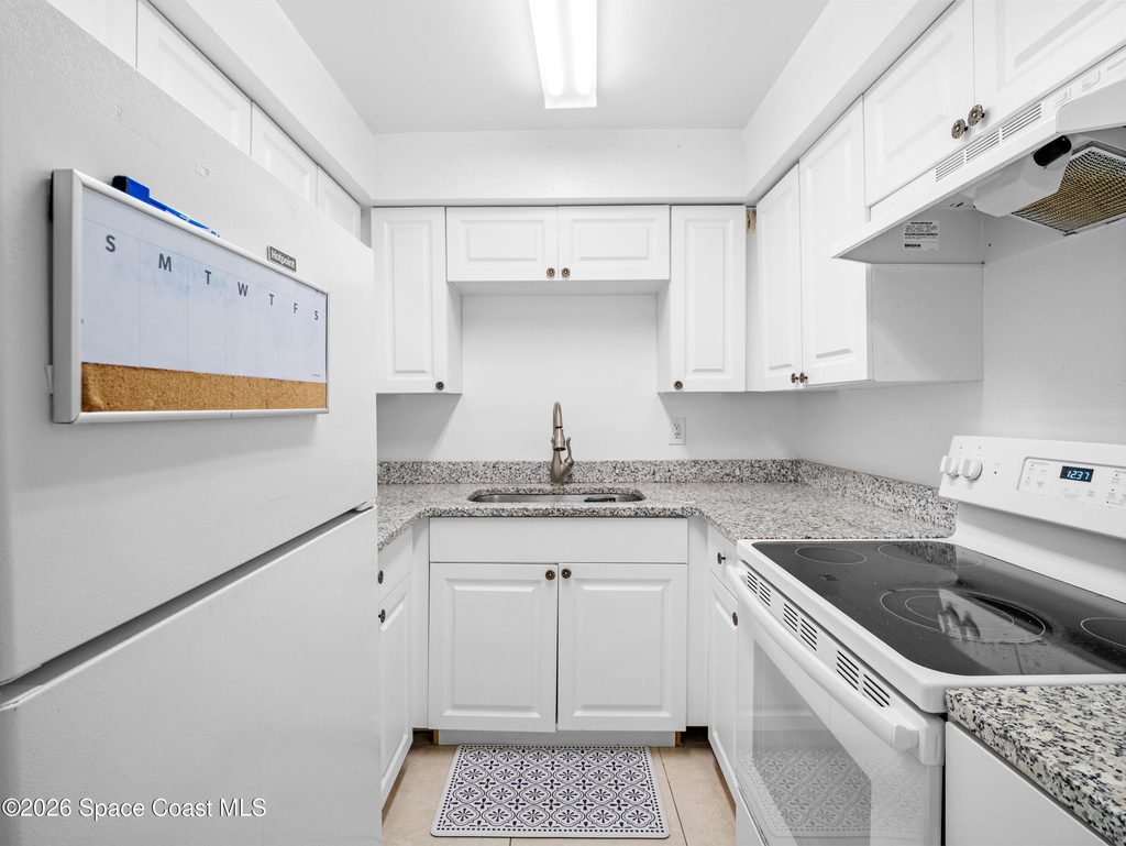 89 Nw Irwin Avenue - Photo 4
