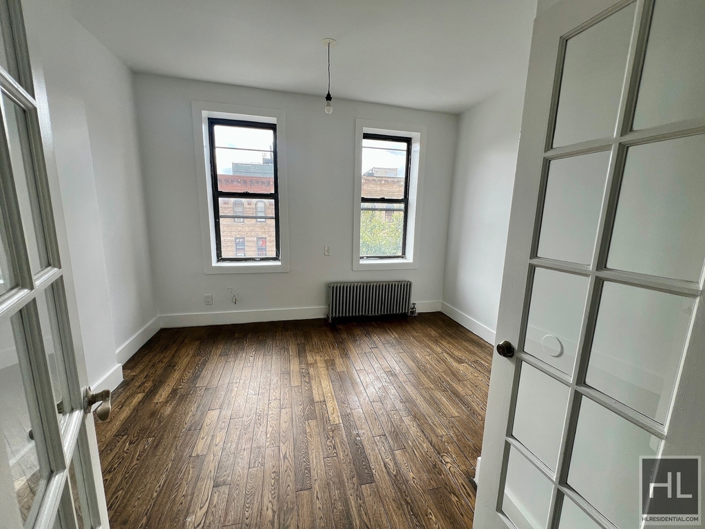 637 Wilson Avenue - Photo 0