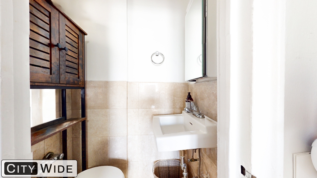 690 Ft Washington Avenue - Photo 6