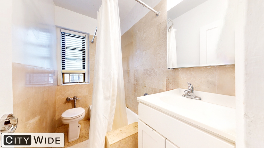690 Ft Washington Avenue - Photo 5