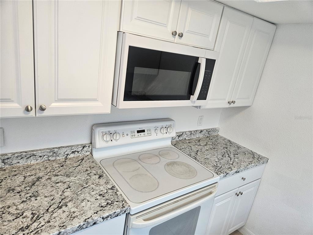 4316 Cedar Grove Street - Photo 4