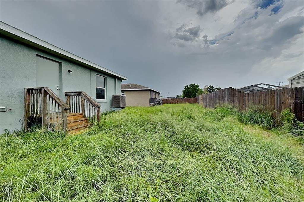 477 Florida Circle N - Photo 13
