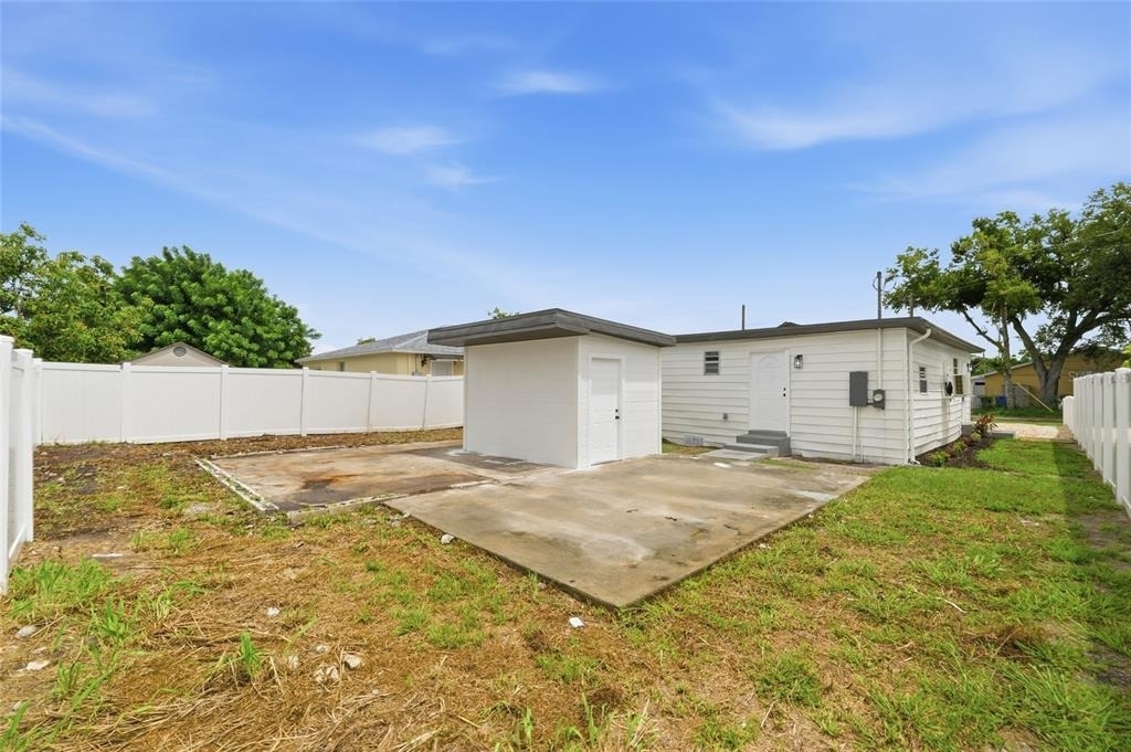 3923 W Flora Street - Photo 22