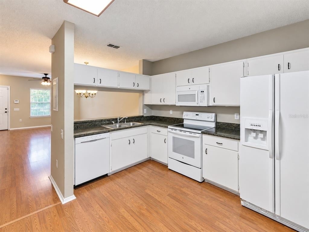 12314 Berkeley Square Drive - Photo 7