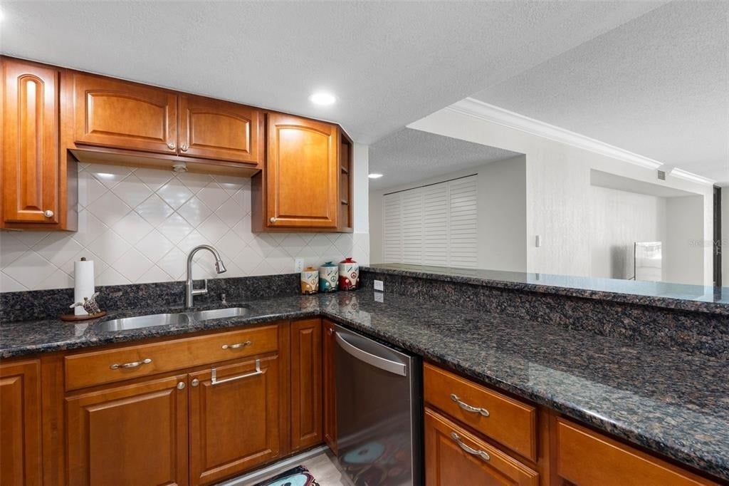 1400 Gulf Boulevard - Photo 8