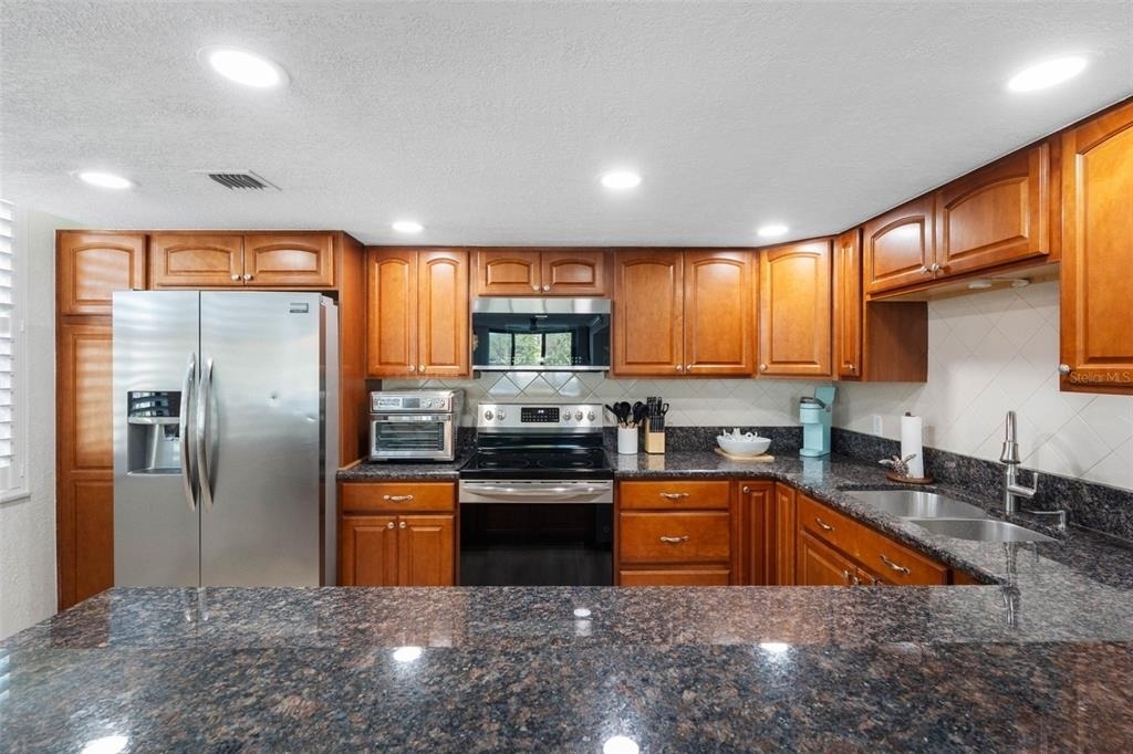 1400 Gulf Boulevard - Photo 5