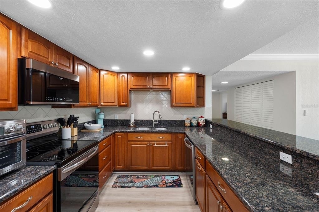 1400 Gulf Boulevard - Photo 7