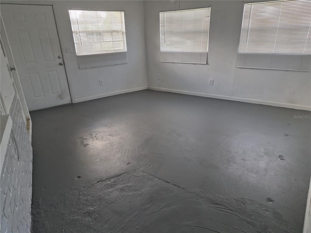 5640 94th Avenue N - Photo 7