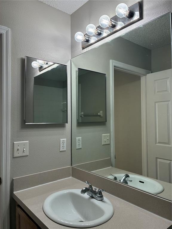 18143 Paradise Point Drive - Photo 35