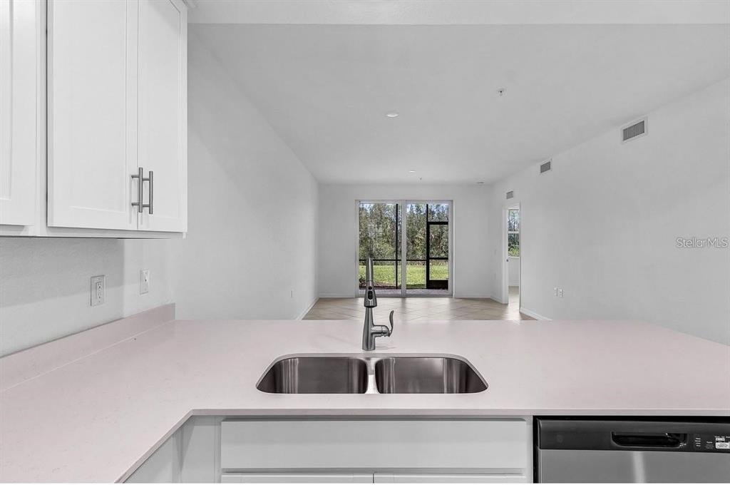 14191 Heritage Landing - Photo 13