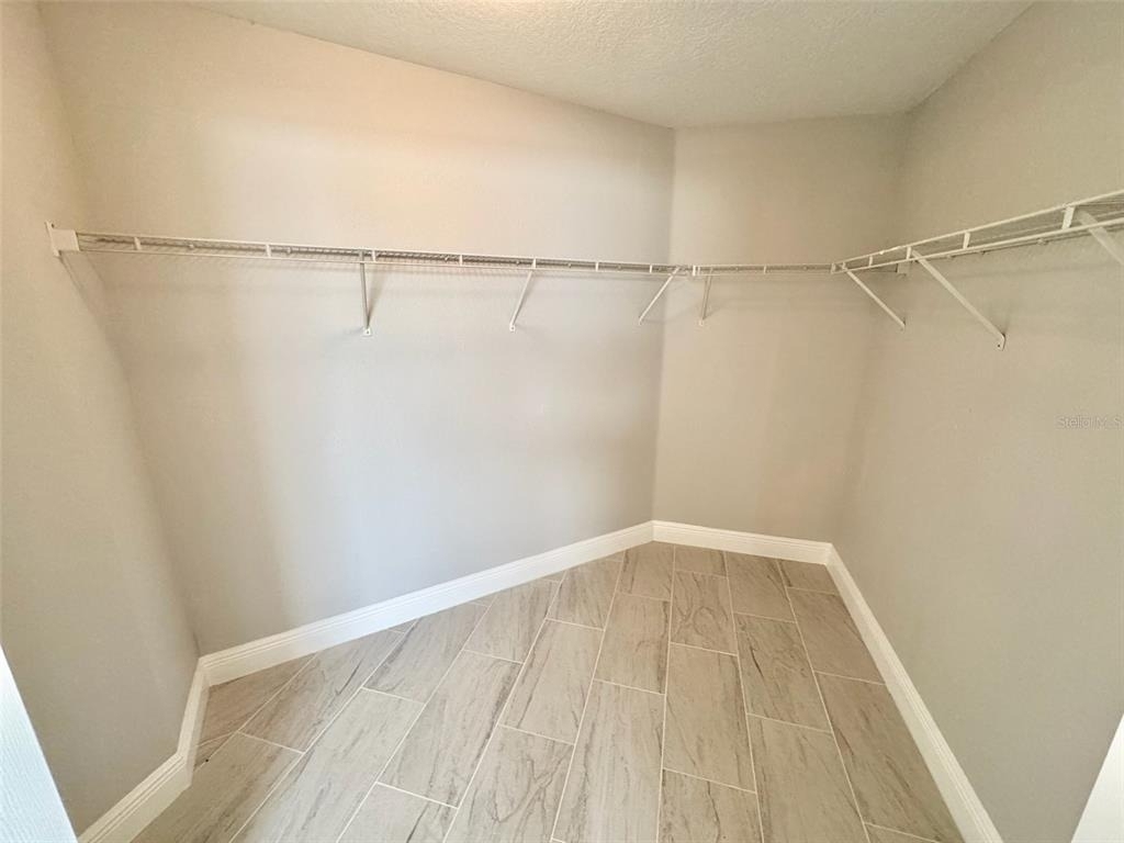 1711 Redfin Way - Photo 11