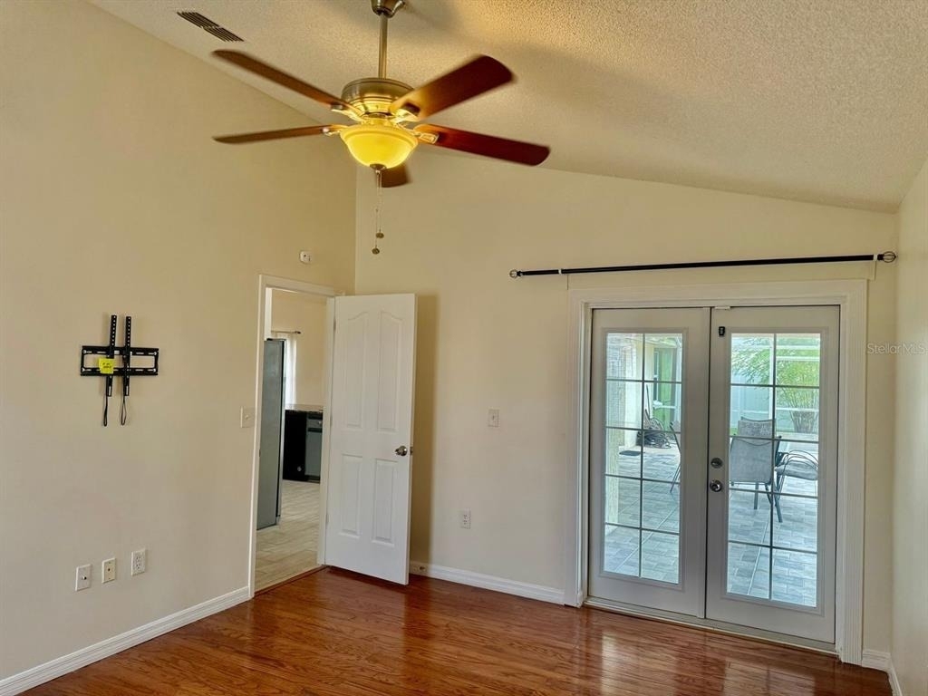 5624 Mandarin Court - Photo 12