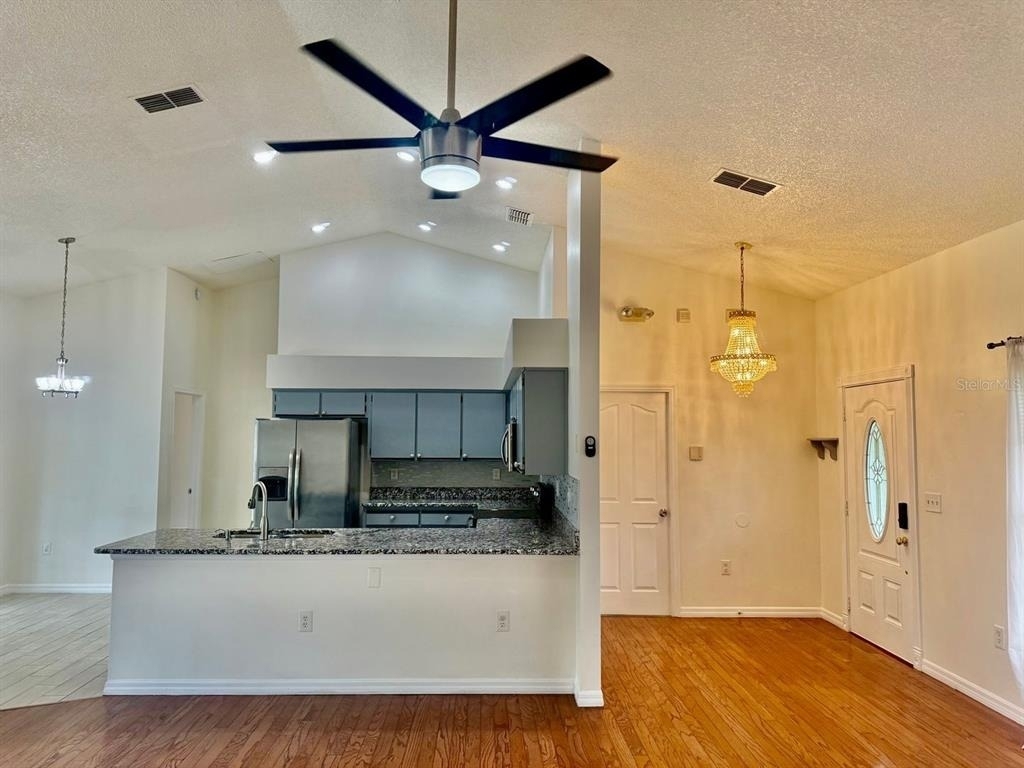5624 Mandarin Court - Photo 3