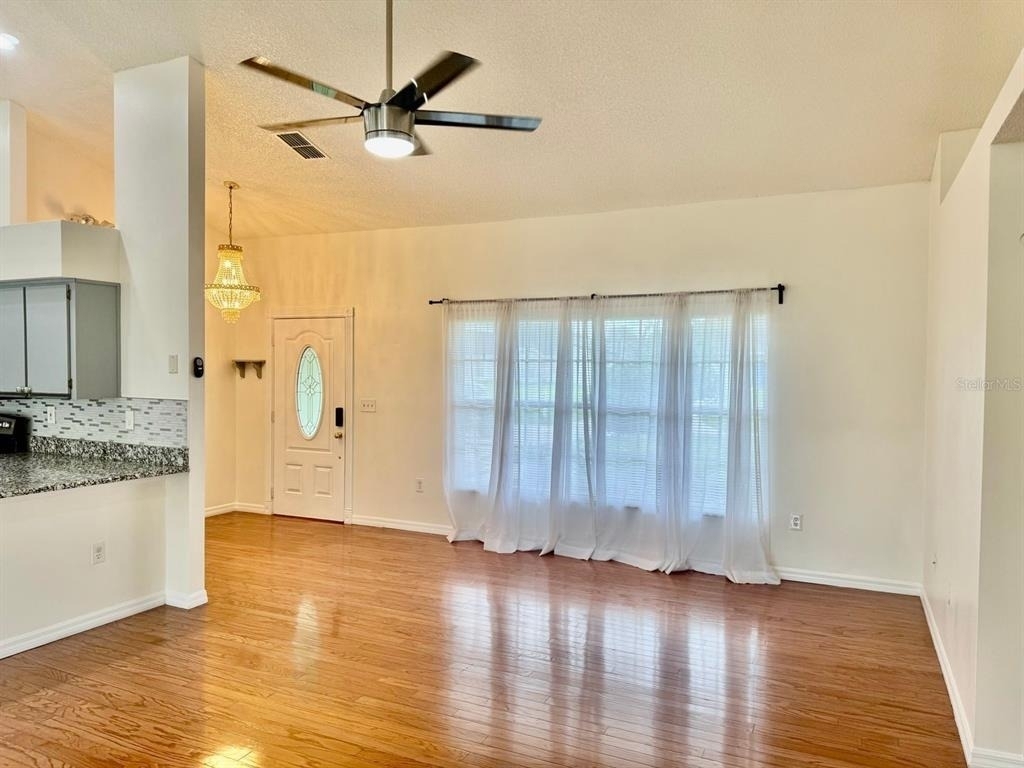 5624 Mandarin Court - Photo 7