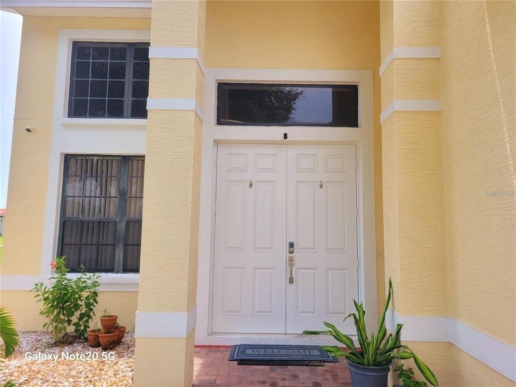 424 Cinnamon Drive - Photo 1