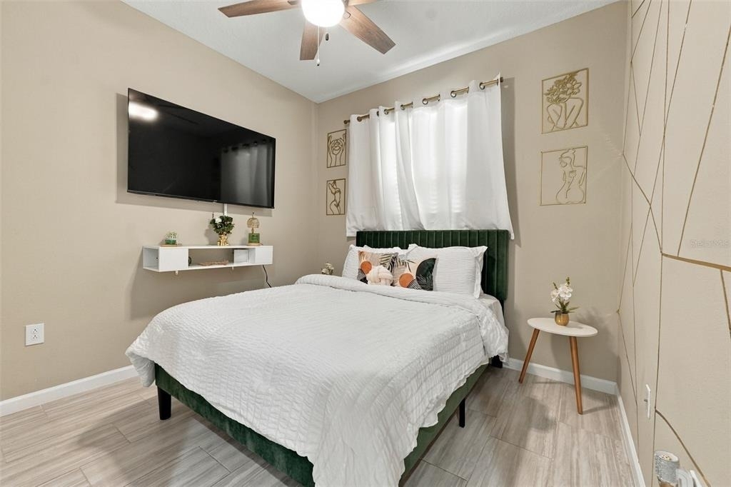 591 Lake Smart Boulevard - Photo 20