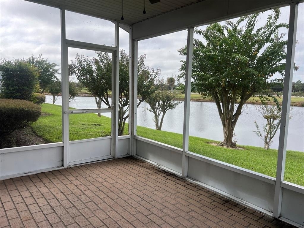 423 Eagle Ridge Drive - Photo 9