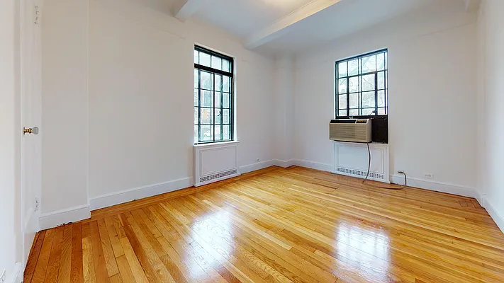 1 Christopher Street - Photo 10