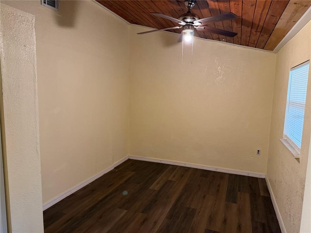216 Desoto Road - Photo 4