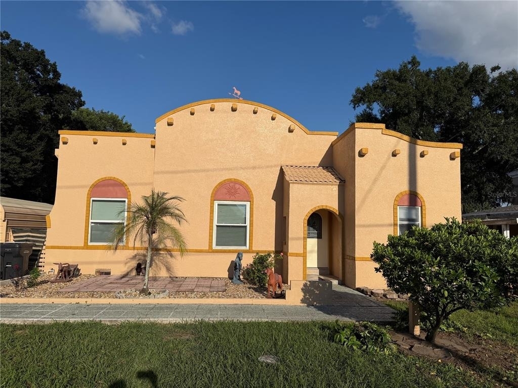 216 Desoto Road - Photo 0