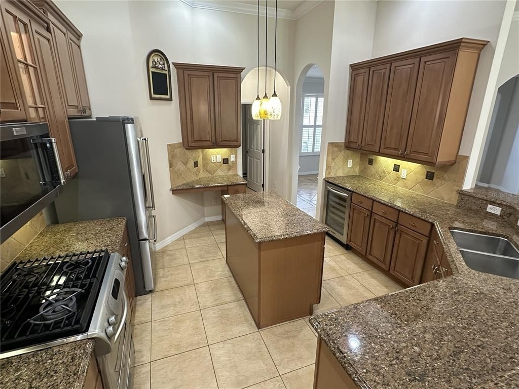 11648 Delwick Drive - Photo 2