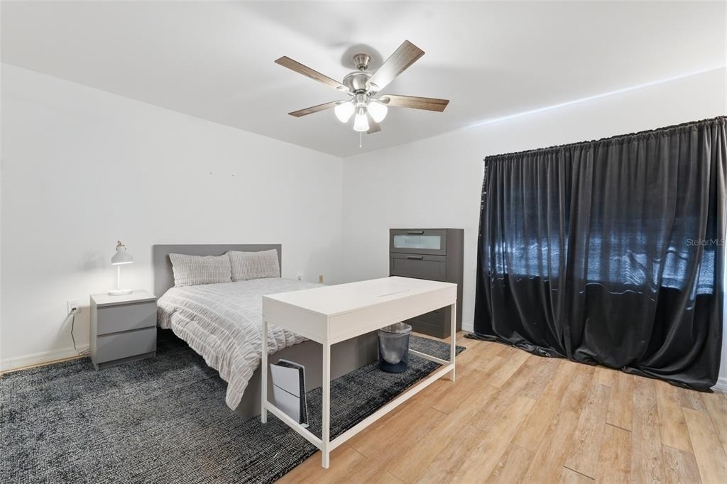 2216 Stonington Avenue - Photo 20