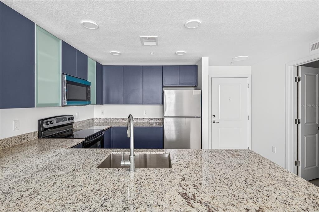 5563 Millenia Park Blvd - Photo 4