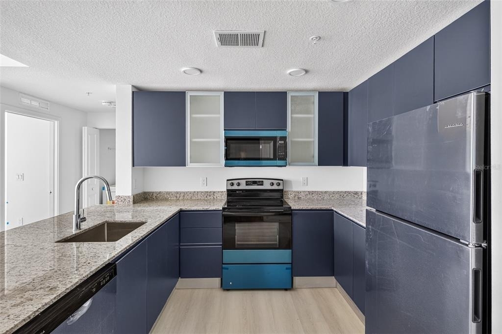 5563 Millenia Park Blvd - Photo 3