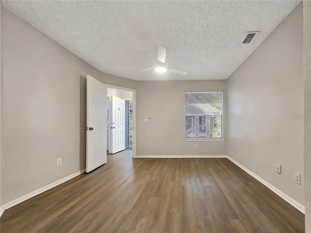 2569 Grassy Point Drive - Photo 5