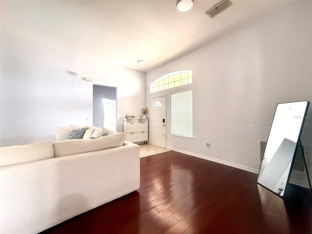 5182 Walnut Ridge Drive - Photo 2