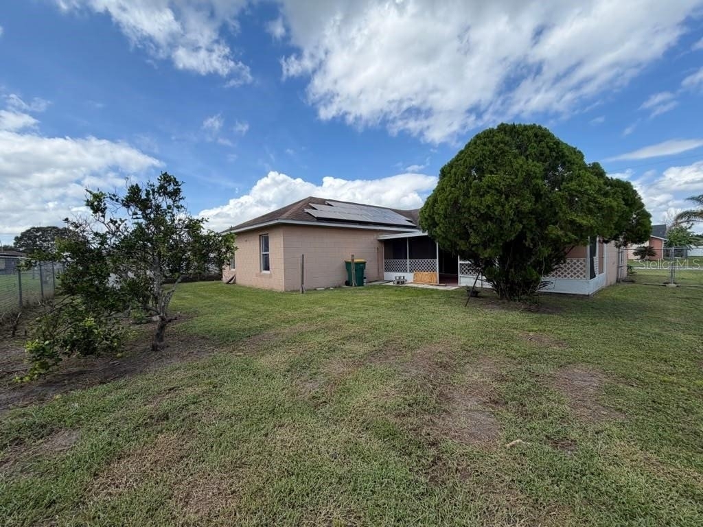 65 York Court - Photo 1