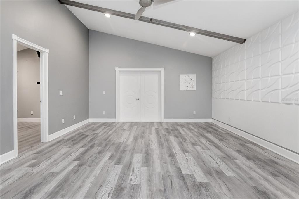 307 Woodbay Court - Photo 6