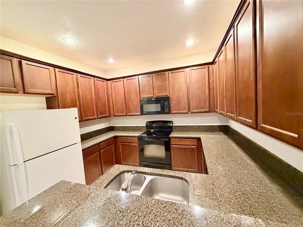 338 Canyon Stone Circle - Photo 4
