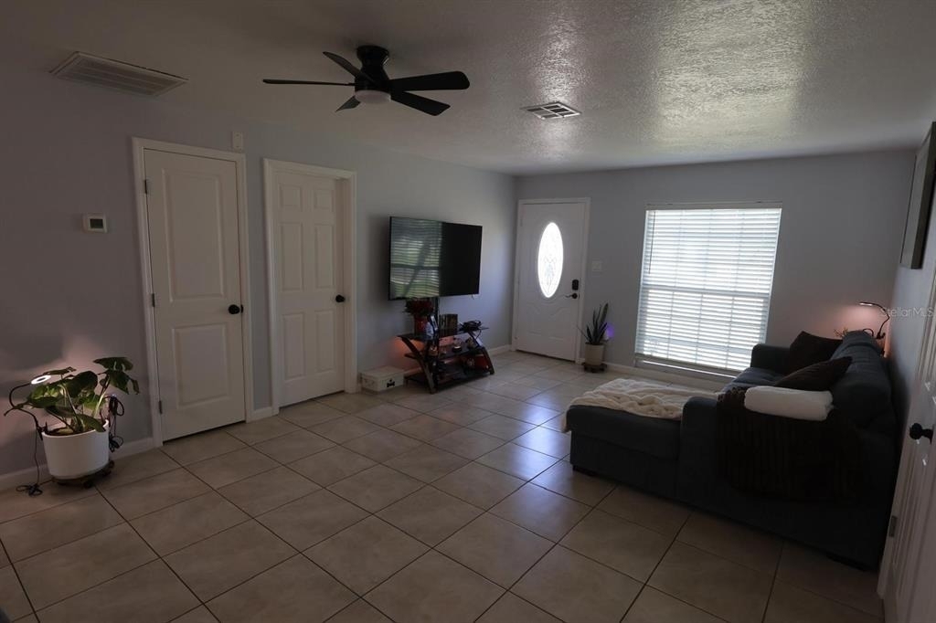 256 La Paz Drive - Photo 3