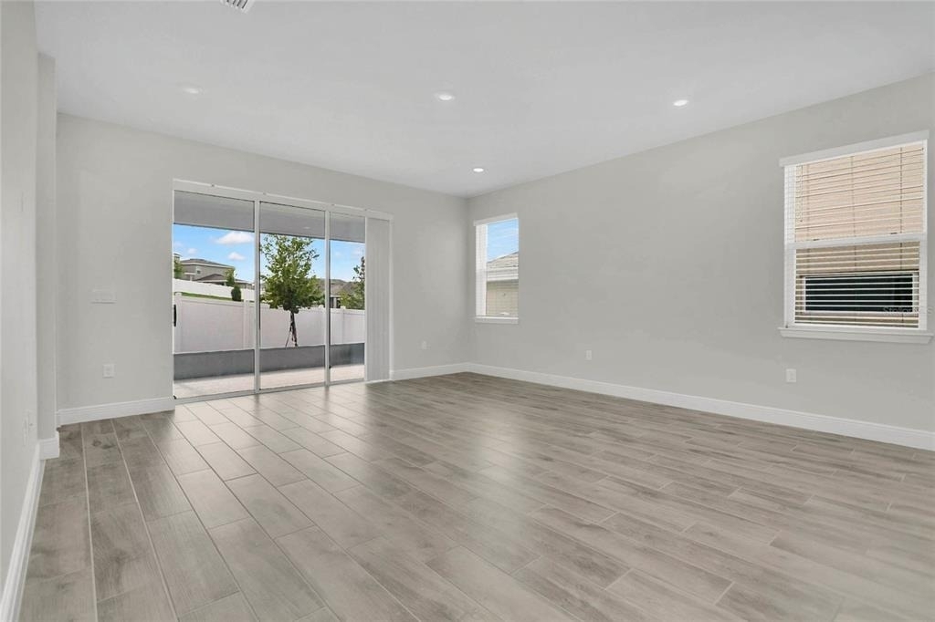 2091 Axel Street - Photo 2